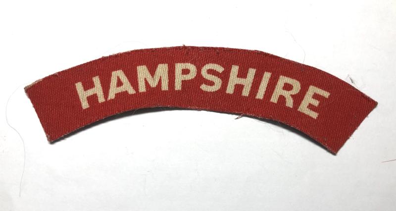 HAMPSHIRE WW2 printed shoulder title.