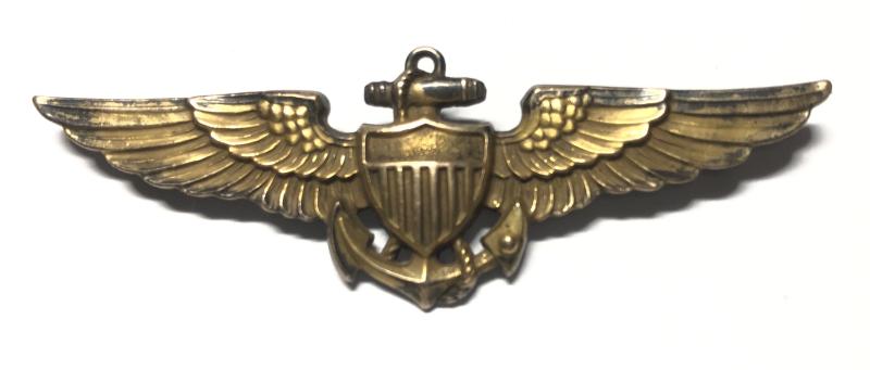 US Navy WW2 silver gilt Pilot's wing by Hilborn-Hamberger.