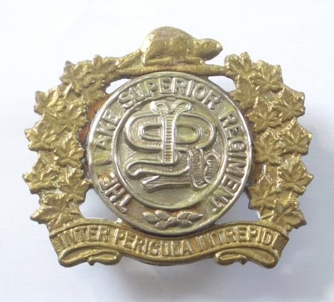 Canadian The Lake Superior Regiment cap badge.