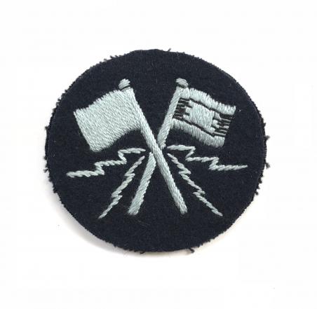 RAF Signaller's scarce WW2  circular sleeve badge