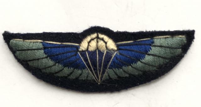 SAS WW2 Special Air Service scarce 1944 cloth parachute qualification/Operations wing.