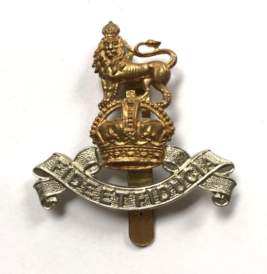 Royal Army Pay Corps WW2 cap badge