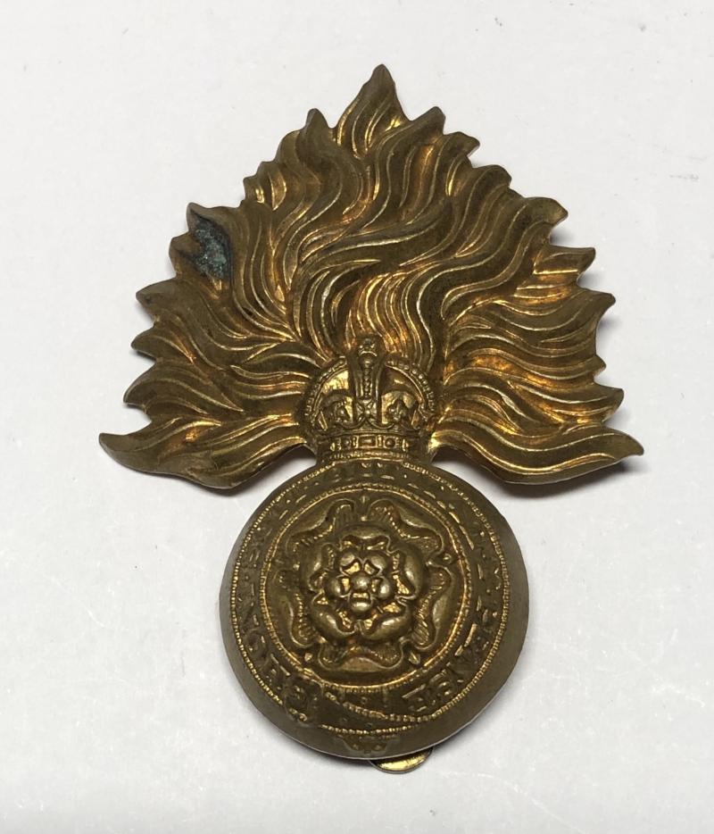 Royal Fusiliers WW2 cap badge.