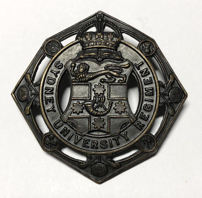 Australia. Sydney University Regiment slouch hat badge c1930-42.