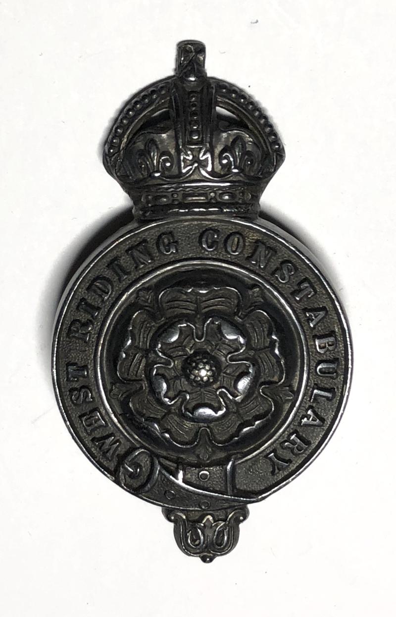 West Riding Constabulary Police Officer’s 1917 hallmarked silver cap badge.