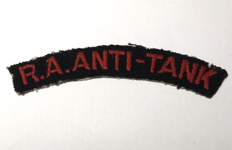 R.A. ANTI-TANK scarce WW2 cloth shoulder title