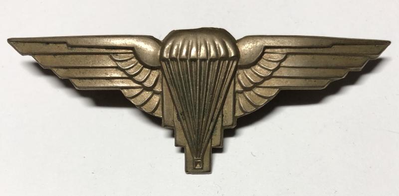 WW2 badge  attributed to 2nd French Parachute Battation later 4 SAS.