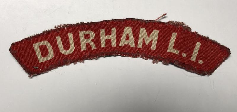DURHAM L.I. WW2 printed shoulder title.