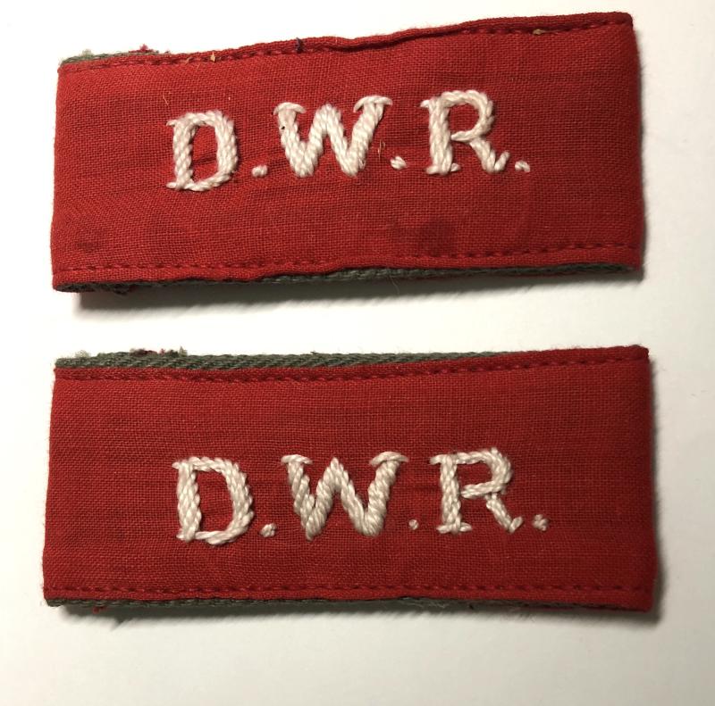 Duke of Wellington's West Riding Regiment WW2 pair of slip-on shoulder titles.