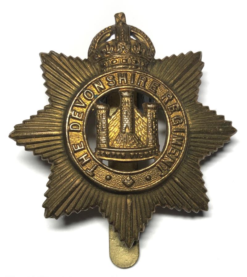 Devonshire Regiment WW1 1916 all brass economy cap badge.