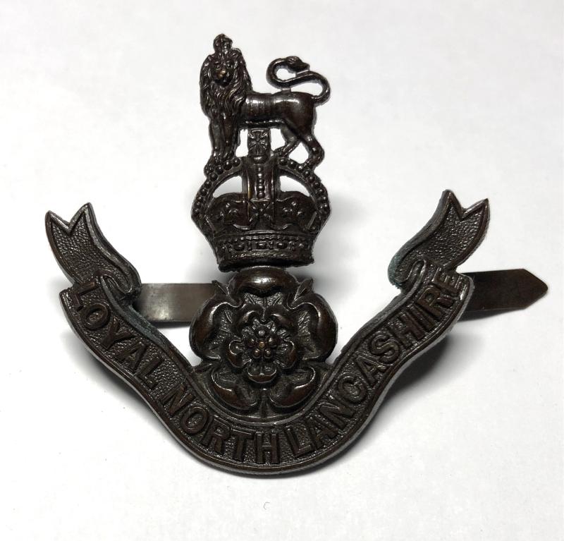 Loyal North Lancashire Regiment WW1 OSD bronze cap badge.