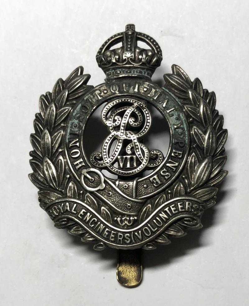 Royal Engineers Volunteers cap badge circa 1901-08.