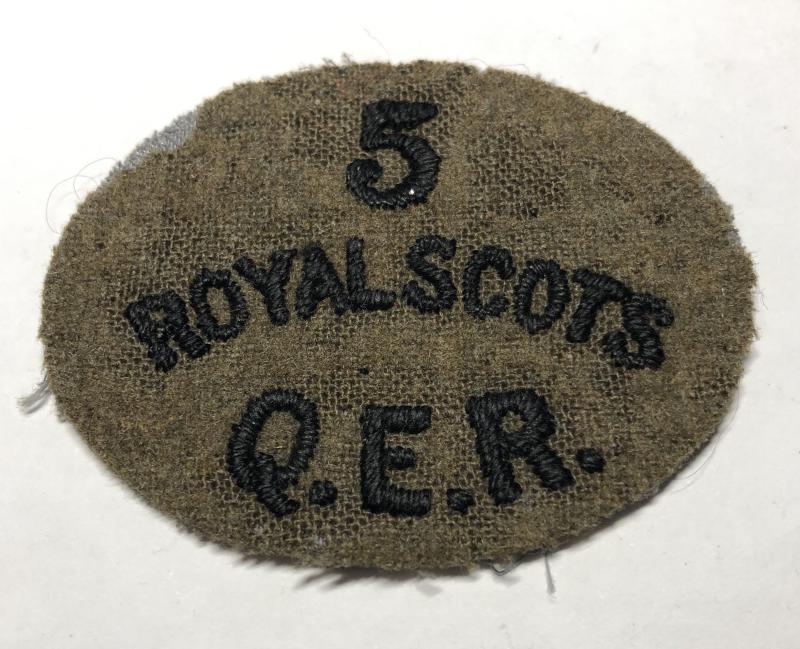 5 / ROYAL SCOTS / Q.E.R. rare WW1 cloth shoulder title.