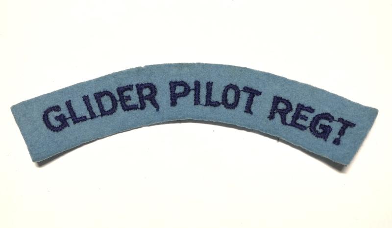 GLIDER PILOT REGT. cloth shoulder title.