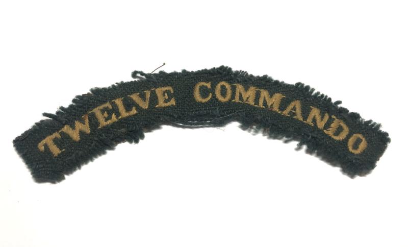 TWELVE COMMANDO WW2 cloth shoulder title c. 1942.