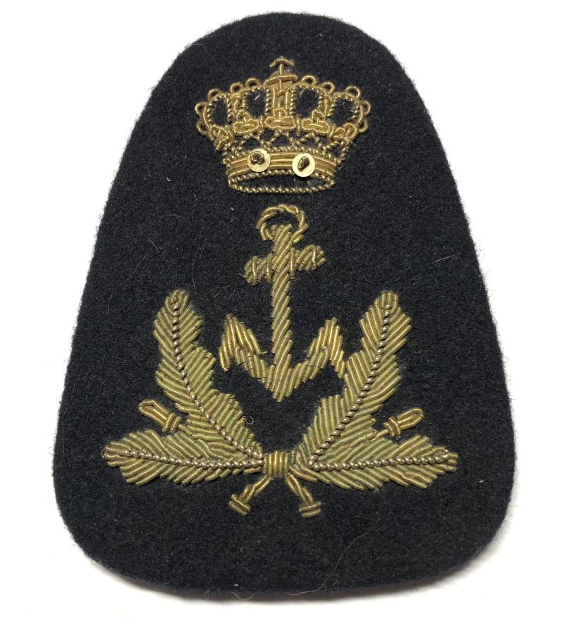 Netherlands. Royal Dutch Navy Petty Officer cap badge.