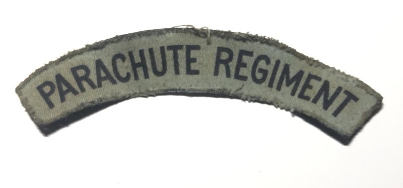 PARACHUTE REGIMENT WW2 printed shoulder title.