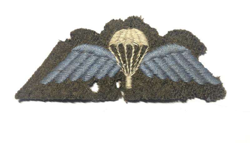 WW2 Airborne Forces Parachute Qualification cloth Wings.