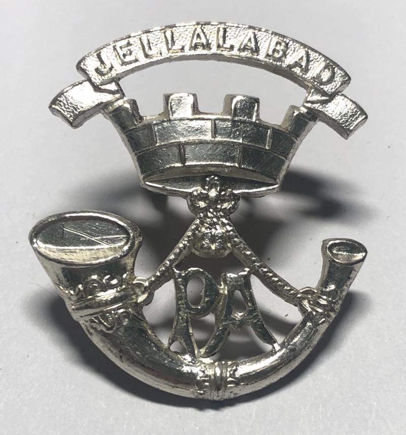 Somerset Light Infantry Officer's pre 1959 cap badge