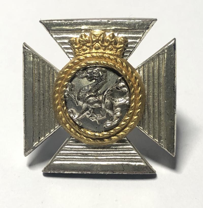 The Duke of Edinburgh's Royal Regiment (Berkshire & Wiltshire) fficer's capbadge.