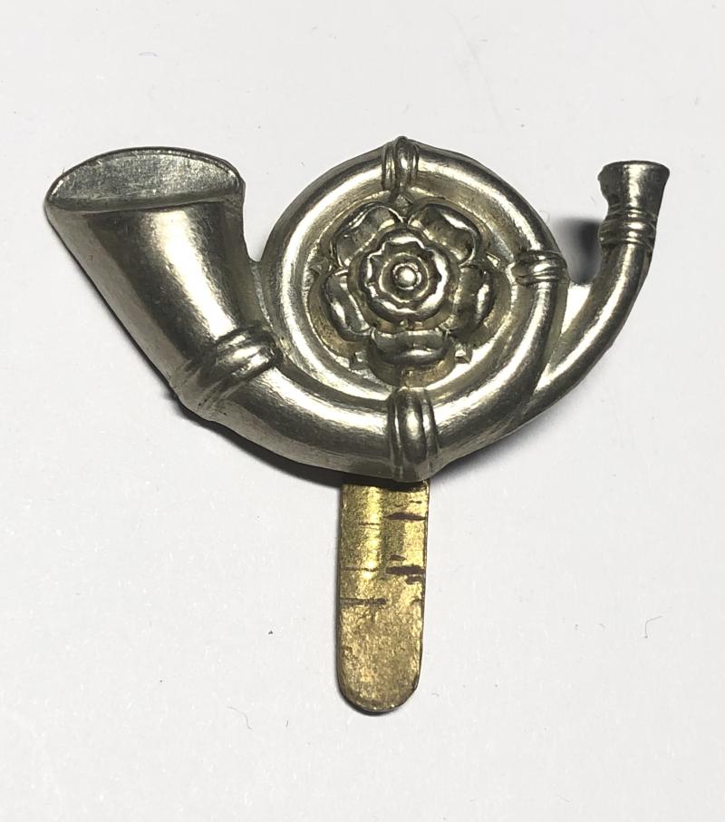 King's Own Yorkshire Light Infantry KOYLI WW2 cap badge by Dowler, Birmingham.