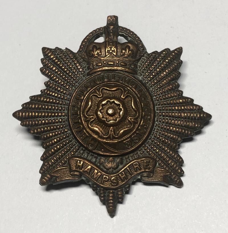 Hampshire Regiment WW1 / WW2 OSD cap badge.