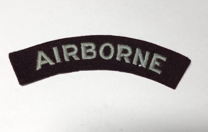 AIRBORNE WW2 cloth shoulder title.