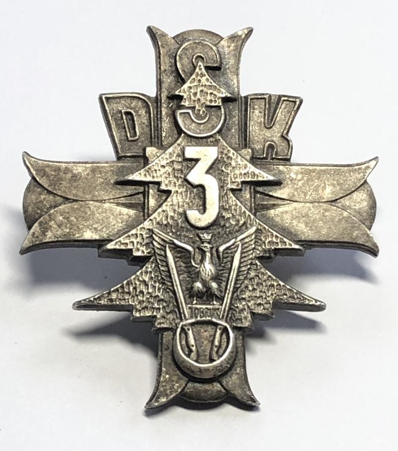 WW2 Polish Army 3rd Carpathian Rifle Division breast badge.