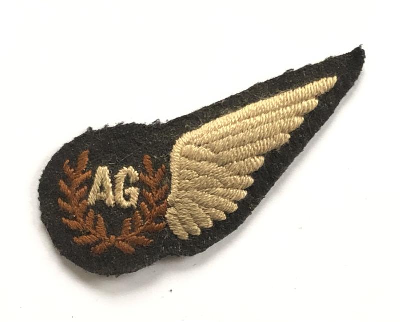 WW2 RAF Air Gunner's brevet / half wing.