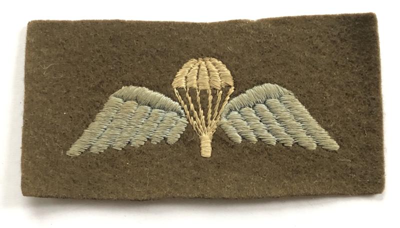 Early WW2 Airborne Parachute Qualification cloth wings c. 1941..