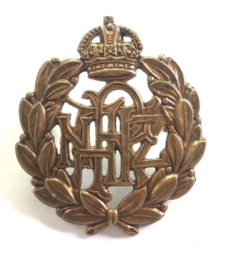 Royal New Zealand Air Force WW2 RNZAF cap badge.