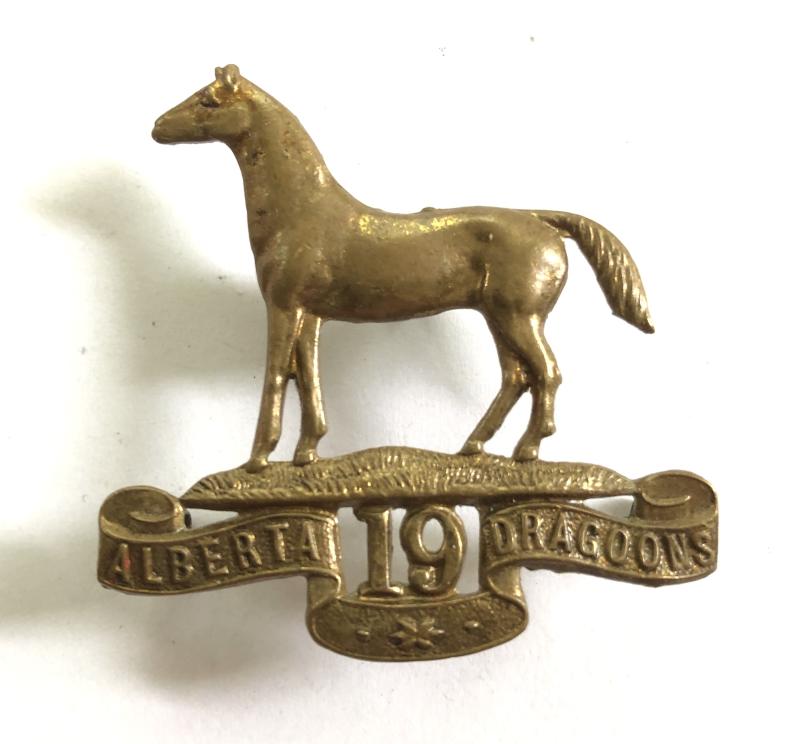 19th Alberta Dragoons Canadian post 1911 cap badge by Tiptaft, Birm.