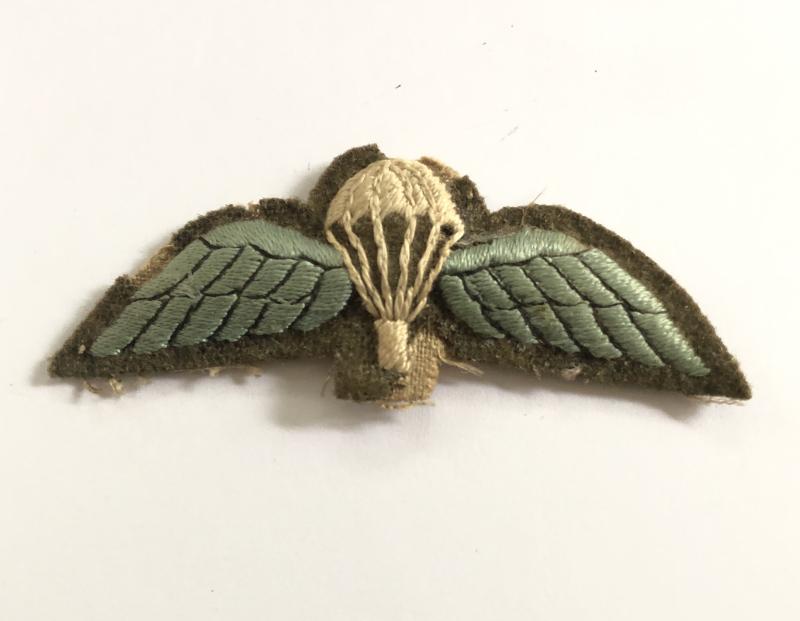WW2 Airborne Forces Parachute Qualification cloth wing.