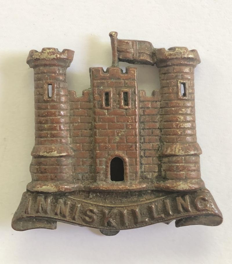 6th Inniskilling Dragoons WW1 cap badge.