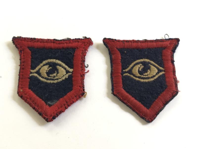Guards Armoured Division WW2 pair of formation signs.