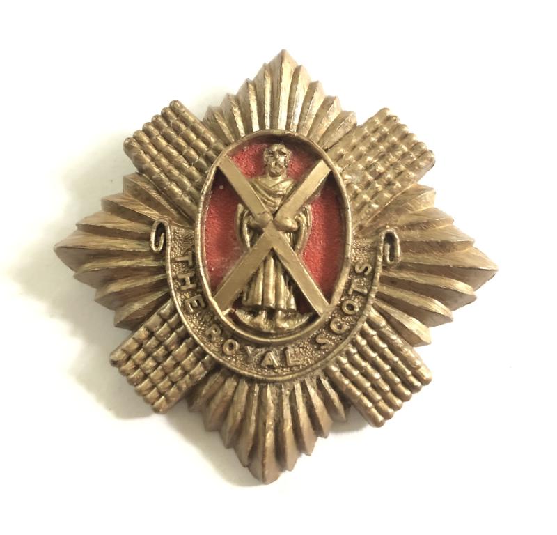 Royal Scots WW2 plastic economy glengarry badge by Stanley & Sons.