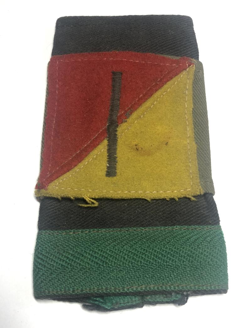 Royal Armoured Corps Instructor’s slip-on cloth formation sign for member of 3 RTR..